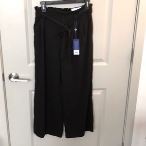 Wide leg ankle pants